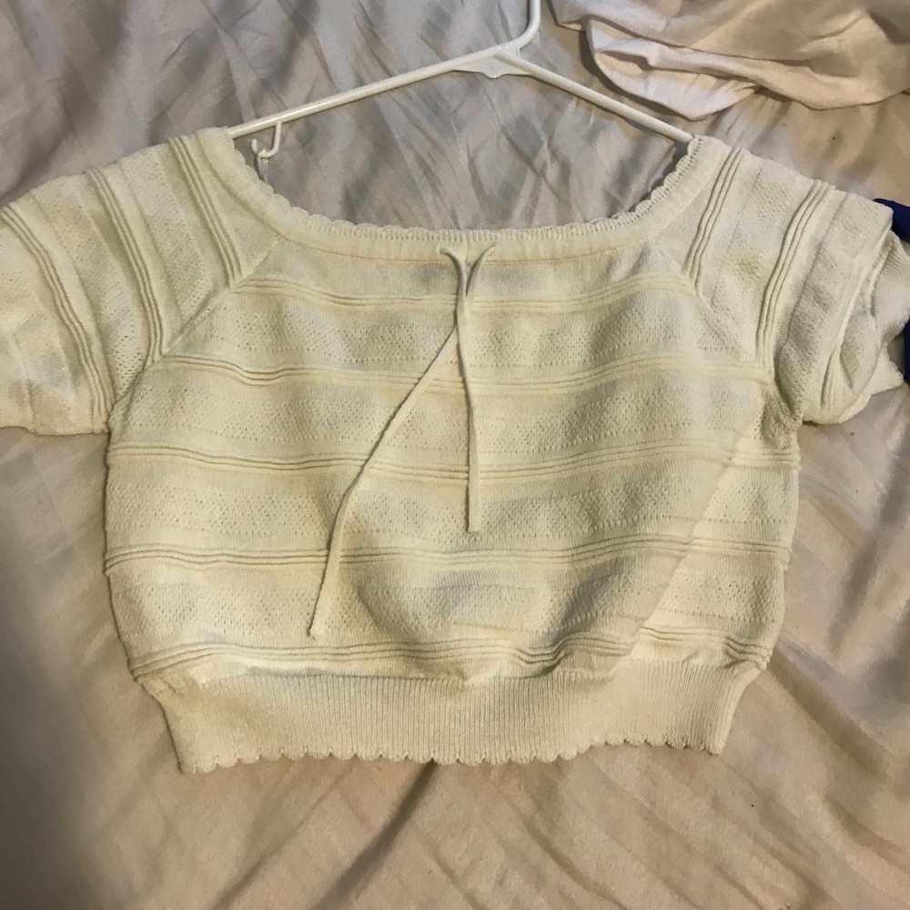 White crop top